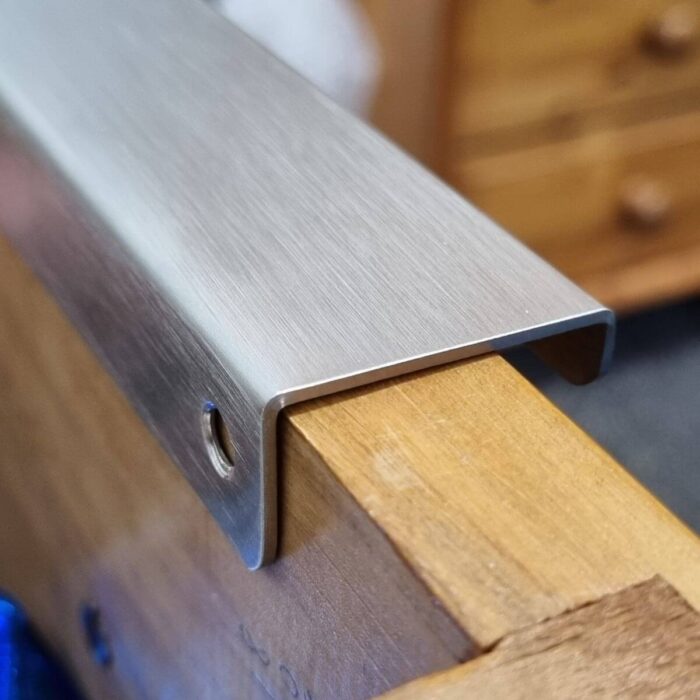 Heavy Duty Concealed Lip Pulls [Forte] - Image 20