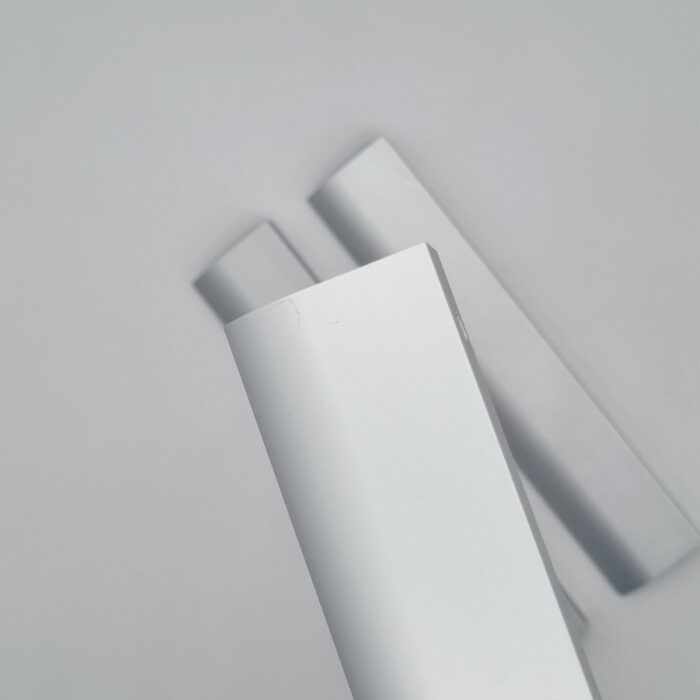Lightweight Lip Pull [Vora] – Aluminium, Length = 200mm [SECONDS] - Image 4