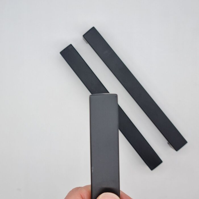 Rectangle Bar Handle [Avara] - Matte Black, CC = 192mm [SECONDS] - Image 3