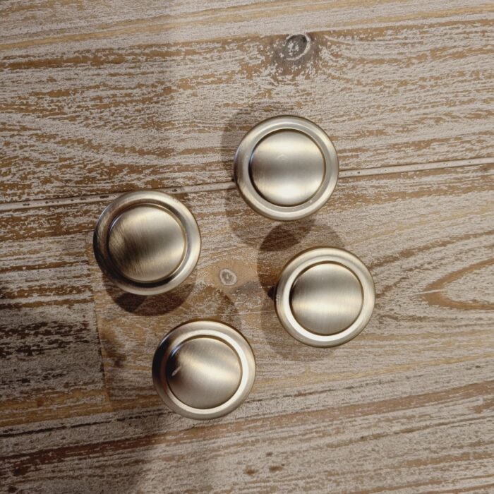 Grooved Knob [Mardite] – Brushed Brass, 30mm [SECONDS] - Image 7